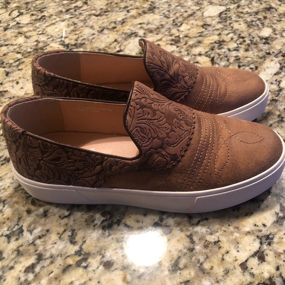 Tooled real leather slip on shoe